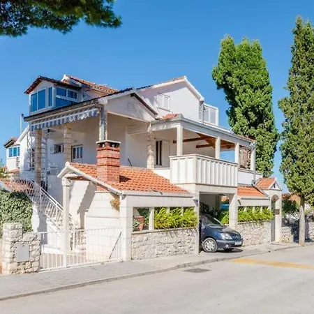 Lejlighed Mia-three Bedroom With Sea View Terrace *
